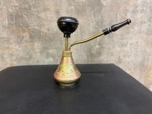 Cachimba de vidrio para el hogar con diseño decorativo elegante y una experiencia de fumada suave - Product Image 3