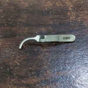 Rudraksh Medisystem Bulldog Abrazaderas 2 "Kit de instrumentos quirúrgicos manuales de acero inoxidable curvo Reutilizable Clase II para hospital - Product Image 5