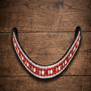 Bandeau de tête pour cheval en cuir, personnalisable toutes formes, avec cinq rangées de cristaux rouges et blancs, décoratif pour courses hippiques. - Product Image 1