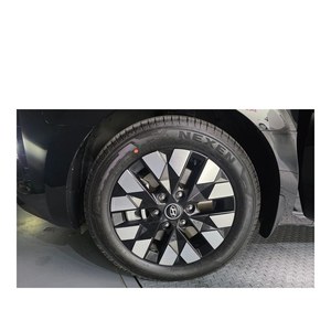 Hyundai Staria L3.5 Lounge 2024/3, 9 Plazas, 52.073 km, Caja de Cambios Automática, Volante a la Izquierda, Asientos de Cuero, Emisión Euro V, Combustible GLP - Product Image 5