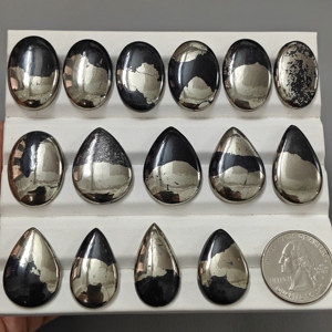 Lote de cabujones de pirita natural Apache Gold al por mayor, piedras preciosas de pirita para la fabricación de joyas - Product Image 1