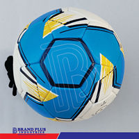 Ballon de football d'entraînement de haute qualité, nouveau style, personnalisé, avec logo officiel, fabriqué à Sialkot, Pakistan.