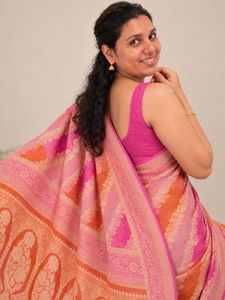 Robe Saree Longue Moderne en Coton Banarsi Rose Orange à Séchage Rapide pour Femme, Tenue Ethnique Festive LoomIndia - Product Image 5