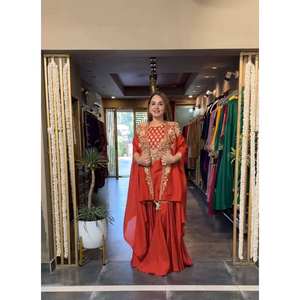 Hermosa ropa de fiesta para mujer Top-Bottom y Shrug Set Elegante y elegante - Product Image 1