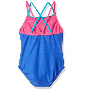 Maillot de bain professionnel pour femme, construction durable avec ajustement flexible et finition haut de gamme - Product Image 3