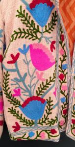 Veste matelassée en coton Suzani réversible brodée à la main, motif floral bohème, respirante et écologique, collection hiver 2026, best-seller - Product Image 2