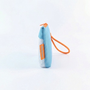 กระเป๋าซิปไนลอนคุณภาพสูง สีตามสั่ง พร้อมสายคล้องข้อมือถอดได้ ขนาด 5 นิ้ว สำหรับทุกเพศ พกพาสะดวก ใช้เก็บอุปกรณ์เสริมและของใช้สำหรับเดินทาง - Product Image 4