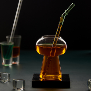 Verre à cocktail en borosilicate motif champignon, avec logo personnalisé, pour fêtes et bars, fabrication indienne, prix de gros, approvisionnement en vrac, collection unique - Product Image 2
