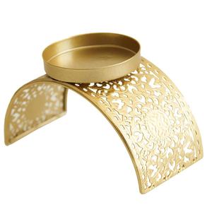 Bougeoir de luxe en or personnalisé Bougeoir à pilier vertical en métal structuré de manière unique pour la décoration de la maison pour Noël - Product Image 5