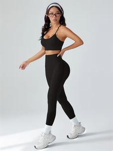 Conjunto Deportivo de 2 Piezas para Mujer: Sujetador Deportivo Sin Costuras con Tirantes Cruzados y Leggings de Cintura Alta con Compresión - Product Image 3