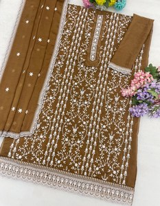 Salwar Kameez Bordado Marrón para Mujer de Poonam con Dupatta, Traje Tradicional Indio Pakistaní, Corte Holgado hasta el Tobillo - Product Image 2