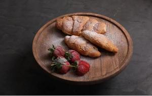 Base Redonda de Madera para Tartas, Perfecta para Exhibir Tartas, Pasteles, Cupcakes en Mesa, Cocina, Hogar y Eventos de Bodas y Cumpleaños - Product Image 3