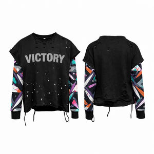 Camiseta Urbana Negra Desgastada con Estampado Personalizado 2026, Camiseta con Gráficos en las Mangas para Hombre y Mujer - Product Image 1