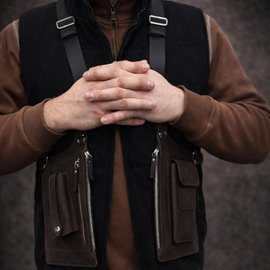 กระเป๋าหนังสะพายข้างแบบ Holster พร้อมซิปคุณภาพสูง สายสะพายไหล่ปรับได้ วัสดุเนื้อนุ่ม ช่องใส่ของหลายช่อง เหมาะสำหรับกิจกรรมกลางแจ้ง - Product Image 6