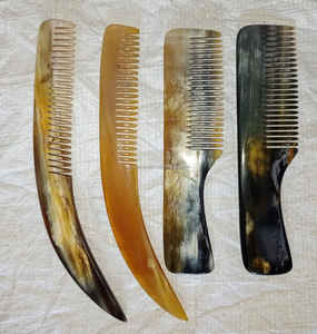 หวีเขาควายหวีปากกว้างเป็นมิตรต่อสิ่งแวดล้อมสำหรับใช้ในบ้านหรือเดินทางคุณสมบัติการนวดเขาสัตว์ธรรมชาติ - Product Image 1