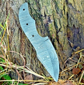 Couteau de survie et de chasse à lame fixe de 8 pouces, en acier Damas de qualité industrielle, fabrication artisanale Pasha Enterprises, pointe tombante, manche intégral, garantie 3 ans - Product Image 3