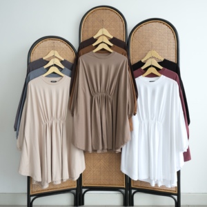 Tunique ample et respirante en viscose pour femme, coupe drapée, style modeste - Product Image 1