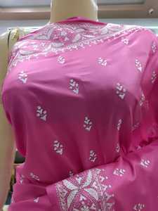 Rosa Kantha-gestickter Sari aus Bangalore-Seide - Product Image 6