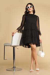 Minivestido de Gasa Negra con Manga con Volantes y Dobladillo en Capas, Silueta en A, Ideal para Fiestas de Verano, Hermoso Vestido Elegante - Product Image 4