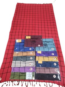 Chal de Pashmina para Mujer al por Mayor, Diseño a Cuadros Rojos, Largo, Multifuncional, Suave y Cálido para Uso Diario, Proveedor OEM - Product Image 5