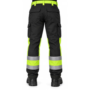 Pantalones de Trabajo Negros para Hombre con Franjas Reflectantes Verde Lima y Múltiples Bolsillos para Mayor Visibilidad y Seguridad - Product Image 3