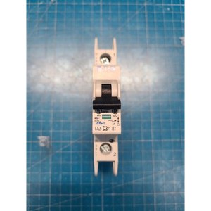 Disjoncteur miniature Eaton FAZ-C3/1-RT d'occasion – Pièces détachées d'équipement semi-conducteur de la génération précédente - Product Image 6