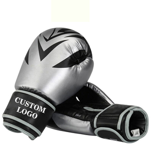 Gants de boxe en cuir PU noir et or avec logo personnalisé, lacets et sangle de poignet réglable, pour entraînement et sparring adultes - Product Image 4