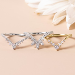 Lab Grown <b>Diamond</b> Round Brilliant Cut Open Floral Cluster <b>Diamond</b> <b>Ring</b> - Product Image 6