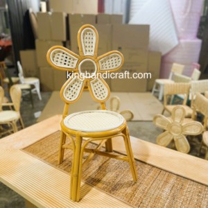 Chaise pour enfants en rotin artisanal pour événements festifs, siège tressé naturel pour enfants pour location d'événements d'anniversaire et de mariage - Product Image 2
