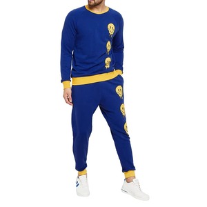 Conjunto Deportivo para Hombre con Estampado de Smiley Azul y Amarillo, Sudadera de Cuello Redondo de Manga Larga, Pantalones Jogger, Ropa Casual Estilo Otoño - Product Image 1
