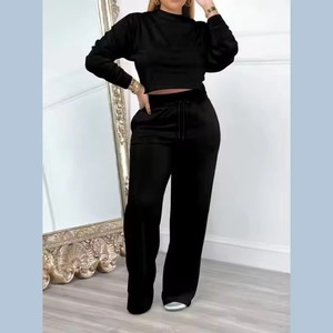 Conjunto Deportivo de Mujer de Primera Calidad - Tejido Ligero y Transpirable, Perfecto para Uso Casual y Fitness - Product Image 3