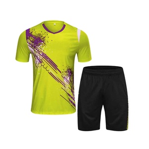 <b>Top</b> Trending Eco Friendly Solid Short Custom Colour & Design Logo OEM Service Sportswear Men Quick Dry Sports Tennis Uniform - Product Image 1