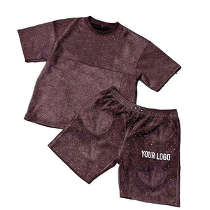 Ensembles de t-shirts personnalisés pour hommes avec logo, ensembles courts d'été 2 pièces avec strass, 100% coton French Terry respirant - Product Image 3