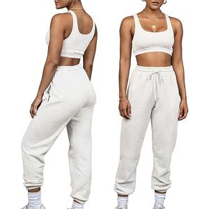 Nuevo Conjunto de Yoga de 2 Piezas al Por Mayor con Logotipo Personalizado, Ropa de Yoga Elástica para Mujer, Conjunto Deportivo Femenino - Product Image 1