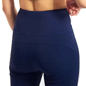 Pantalons évasés de qualité supérieure conçus pour une utilisation quotidienne durable, disponibles en différentes tailles pour femmes. - Product Image 6