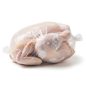 Pollo Entero Congelado IQF de Primera Calidad, Certificado para Exportación, Empaquetado en Cajas Seguras, 24 Meses de Vida Útil - Product Image 1