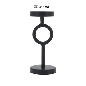 Candelabro de Metal Hecho a Mano, Estilo Artístico Contemporáneo de Lujo, Candelabro Decorativo de Hierro Negro de Lujo para Recepción de Hotel - Product Image 2