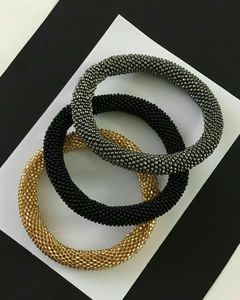 Pulsera de ganchillo hecha a mano con cuentas de vidrio, brazalete tubular de cuerda tejida para mujer, accesorio de joyería para uso diario, fiestas y disfraces. - Product Image 1