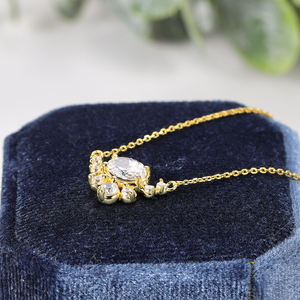Collier pendentif ovale en moissanite plaqué argent 925, design floral, serti griffe, chaîne à maillons, unisexe, classique, certifié GRA - Product Image 3