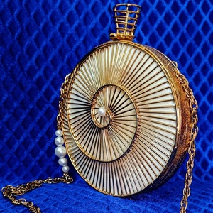 Mother Pearl Luxury Handmade Lady Clutch Sac de soirée Offre Spéciale Metal Wedding Handbag with Light Low Price - Product Image 3