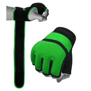 Guantes de entrenamiento deportivo para adultos, con logo personalizado y color sólido, guantes de boxeo de gel, fáciles de usar. - Product Image 1