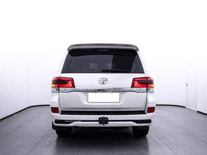 IB-2023 Voitures Land Cruiser d'occasion, bus et voitures de seconde main à vendre - Product Image 1