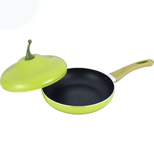 Poêle à frire antiadhésive en forme de pomme avec couvercle, extérieur émaillé coloré, poignée en plastique, ustensile de cuisine polyvalent - Product Image 1