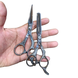 Tijeras de Peluquería Profesionales de Acero Inoxidable, Rectas, con Borde Afilado y Mango Ergonómico de Cerámica - Product Image 1