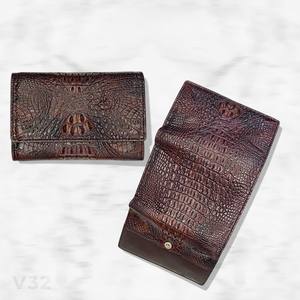 กระเป๋าสตางค์หนังจระเข้แท้สำหรับผู้ชายกระเป๋าสตางค์หนังคุณภาพสูงแบบพับสามทบสำหรับผู้ชายหรูหราและสไตล์ธุรกิจจากเวียดนาม - Product Image 2
