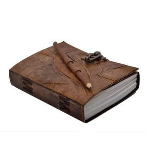 Cuaderno de Tapa Dura de Cuero Genuino Hecho a Mano con Diseño Antiguo Vintage, con Porta Lápices, Personalizable, para Regalo - Product Image 3