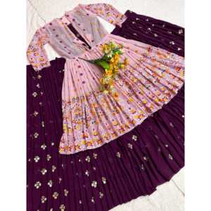 Designer Party Wear Lehenga Choli avec de beaux accessoires ethniques élégants Koti - Product Image 4