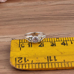 Bague de mariage en améthyste violette naturelle, argent sterling 925, délicate, classique, minimaliste, taille ronde, bijou pierre de naissance - Product Image 2