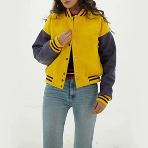 Veste universitaire personnalisée pour femmes, mélange de laine, manches en cuir, style Letterman, service d'échantillons OEM ODM - Product Image 3