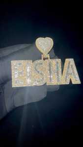 Colgante de Letra Personalizada con Incrustaciones de Moissanita, Bañado en Rodio, con Engaste de Corazón, de Lujo, Unisex, Estilo Hip Hop - Product Image 2